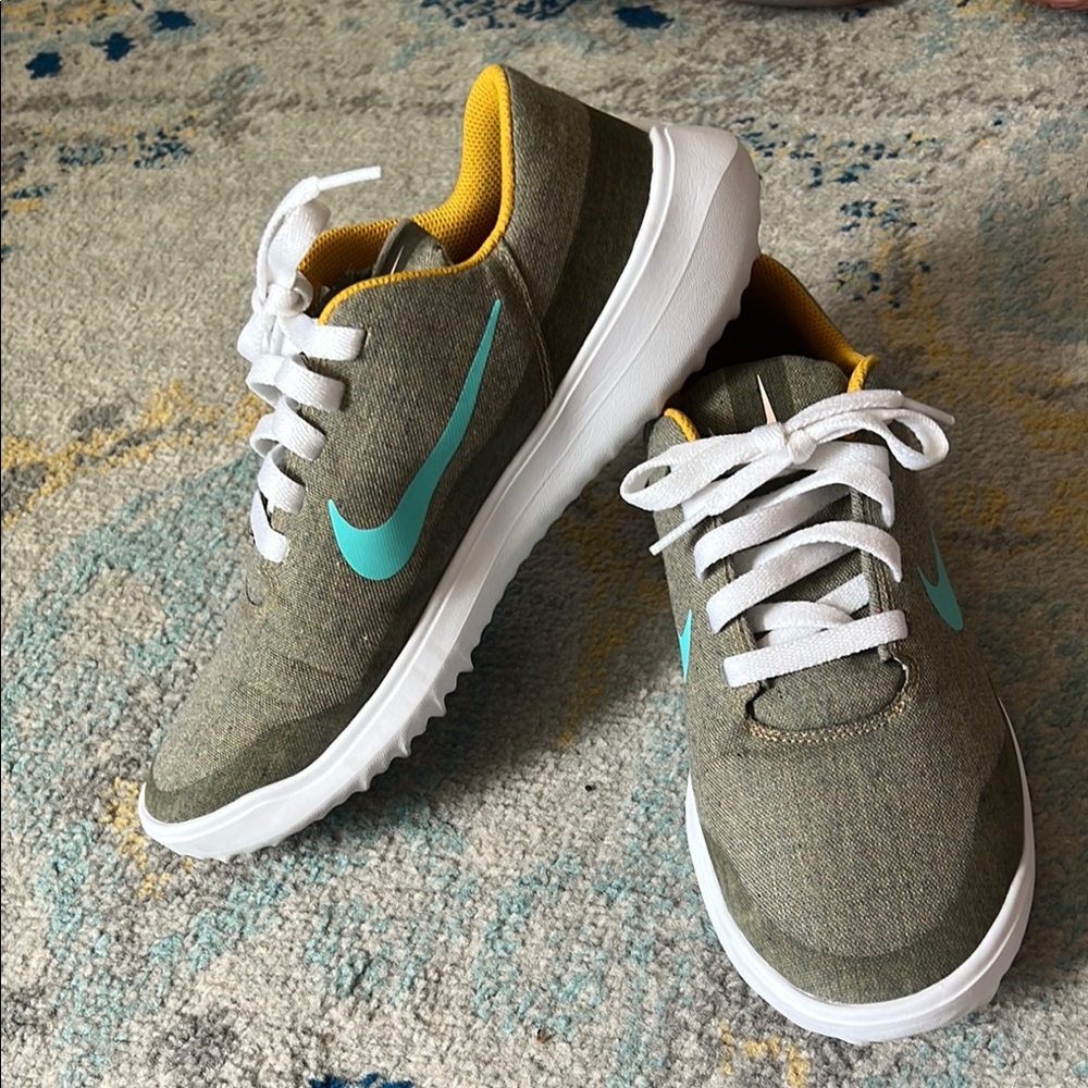 Nike Victory Golf shoes
